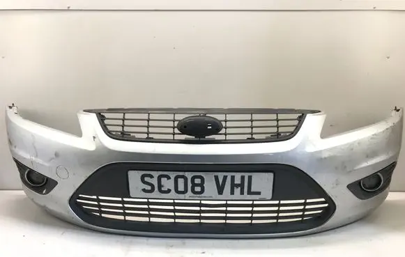 Ford Focus Front bumper K4780