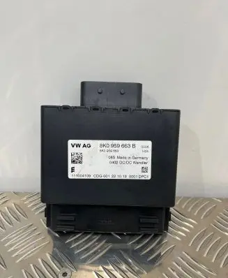 Audi A6 C7 Power management control unit 8K0959663B 8K0959663
