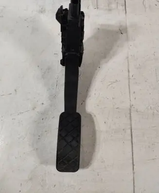 Volkswagen Up Accelerator throttle pedal 1S1721503A 6PV01062120