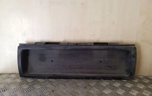 Audi 80 90 S2 B4 Tailgate trim 8A5853465