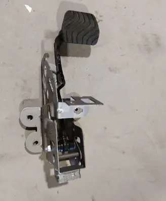 Renault Espace - Grand espace V Brake pedal 465011585R