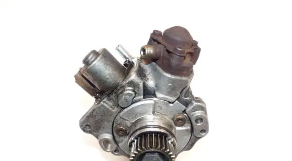 Ford Mondeo MK V Fuel injection high pressure pump 9674984480