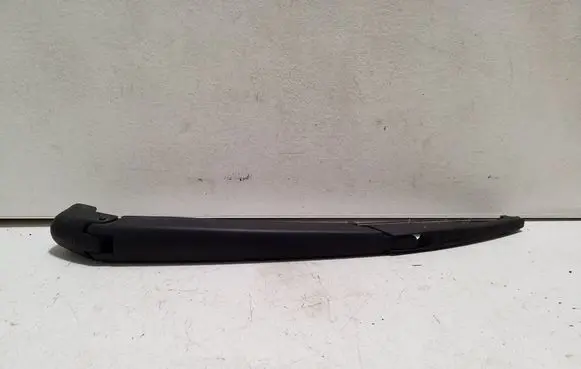 Fiat 500L Rear wiper blade arm 