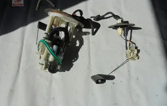 Hyundai Genesis In-tank fuel pump 31110-3M100