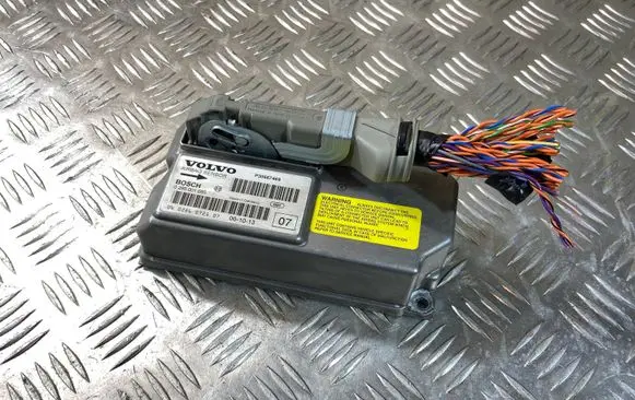 Volvo XC70 Airbag control unit/module 30667469