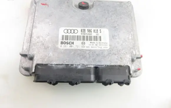 Audi A4 S4 B5 8D Engine control unit/module 0281001721 038906018S