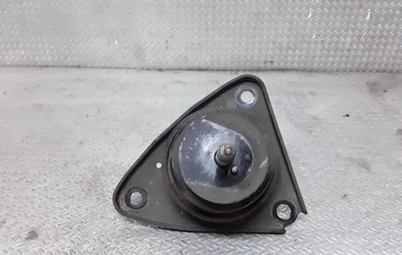 Hyundai i30 Engine mount bracket