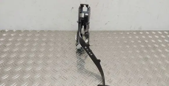 Clutch pedal