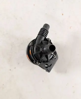 BMW 7 G70 Electric auxiliary coolant/water pump 5A1C883