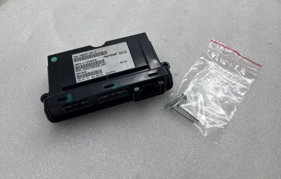 Tesla Model S Door control unit/module 100310100C 60013349 P0748P04B