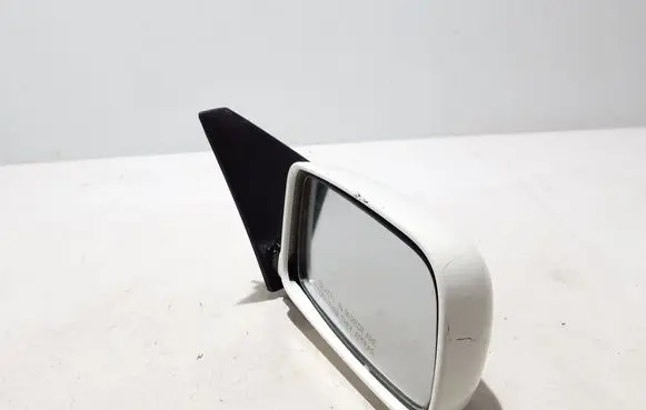 Mitsubishi Lancer Evolution Front door electric wing mirror MR520317