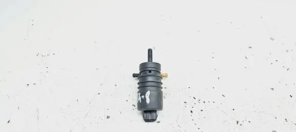 Volkswagen Multivan T4 Windscreen/windshield washer pump