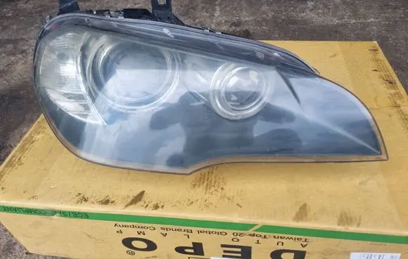 BMW X5 E70 Headlight/headlamp 700681H00 7161588