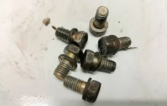 Toyota Avensis Verso Nuts/bolts 