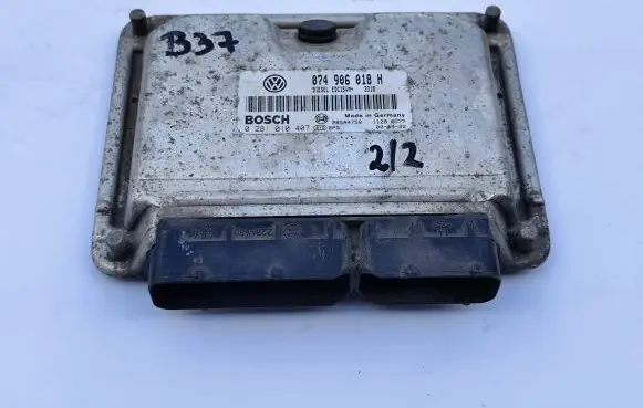 Volkswagen II LT Engine control unit/module ECU 074906018H 0281010407 28SA4758