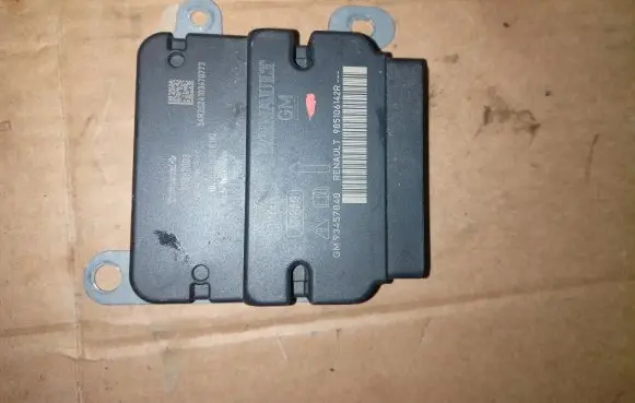 Renault Trafic III (X82) Airbag control unit/module 985106142R