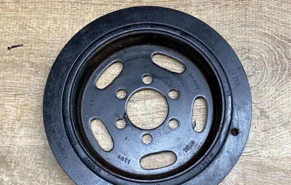 Land Rover Range Rover L405 Crankshaft pulley 4R8Q6B319BA