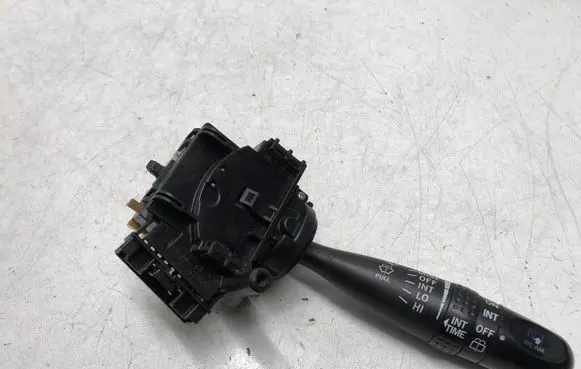Toyota Corolla E120 E130 Wiper control stalk 02290 173738 173647