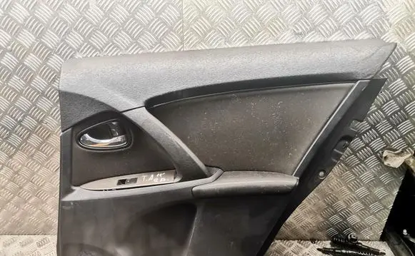Toyota Avensis T270 Rear door card panel trim 6778705010