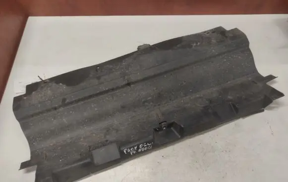 Peugeot 407 Engine splash shield/under tray