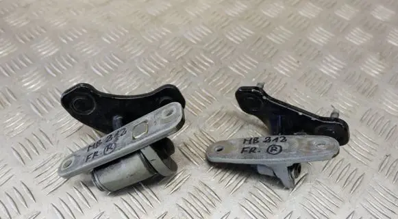 Mercedes-Benz E W212 Front door hinge set 