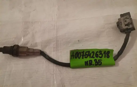 Mercedes-Benz CLA C117 X117 W117 Lambda probe sensor A0075426318