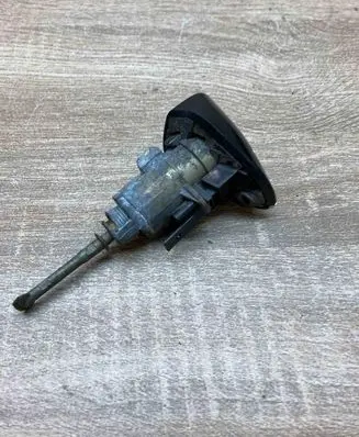 Mercedes-Benz C W203 Front door lock (next to the handle) 5WK49022 5583