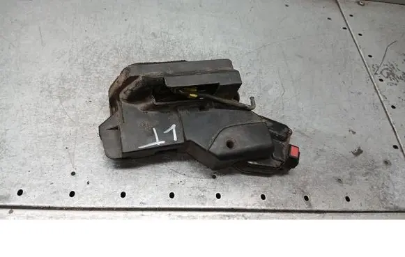 Hyundai Matrix Rear door lock 