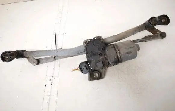 Opel Astra H Front wiper linkage and motor 13111211 3397020632