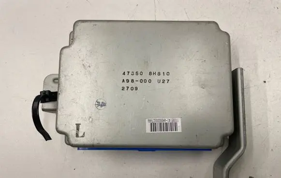 Nissan X-Trail T30 ABS control unit/module A98000U27 2709
