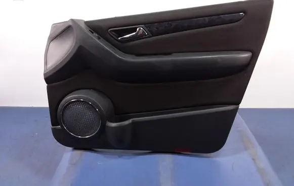 Mercedes-Benz A W169 Door card panel trim set 