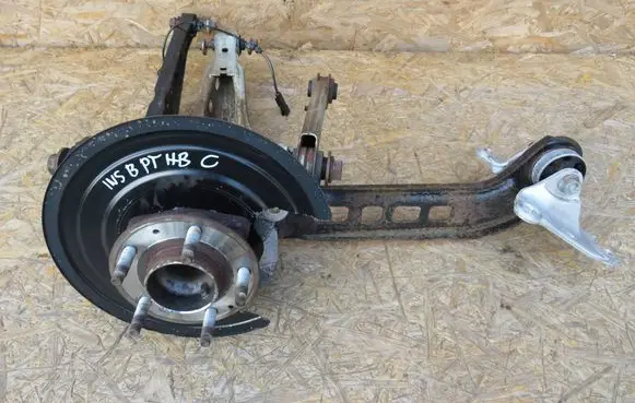 Opel Insignia B Rear wheel hub
