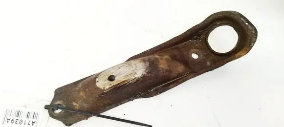Toyota Avensis T250 Radiator mount bracket 