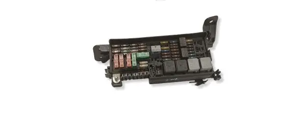 Mercedes-Benz ML W164 Fuse module A1645451740