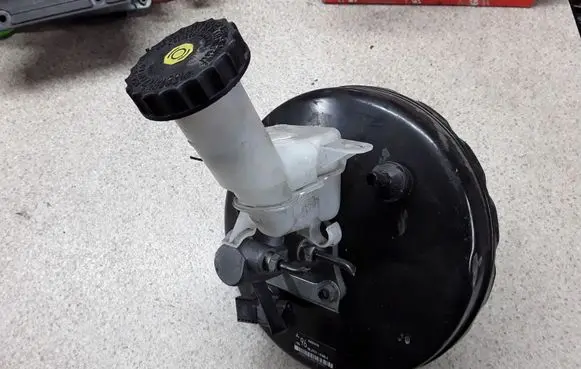 Mitsubishi Outlander Brake booster 4680A296