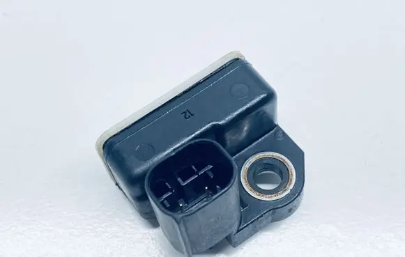 Volkswagen Touareg II Throttle position sensor 7P0907508A