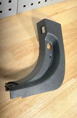 Foot area side trim