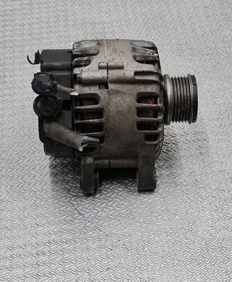 Peugeot 308 Generator/alternator 9670899580 2610711B 21404497