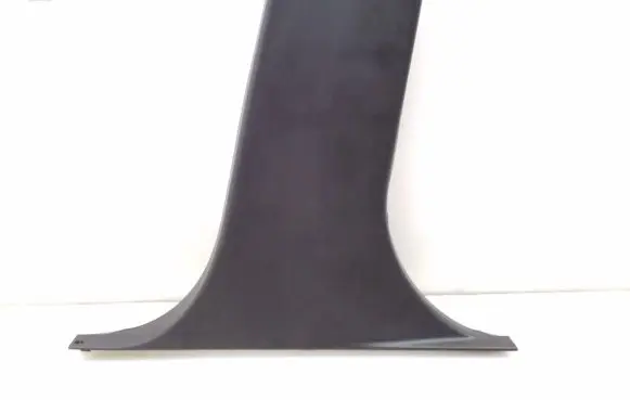 (B) pillar trim (bottom)