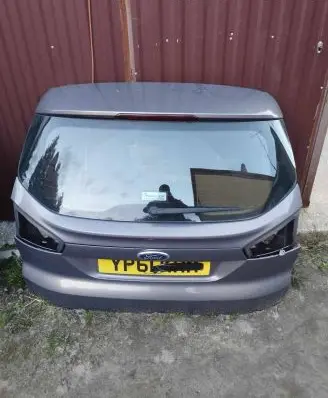 Ford Mondeo MK IV Tailgate/trunk/boot lid