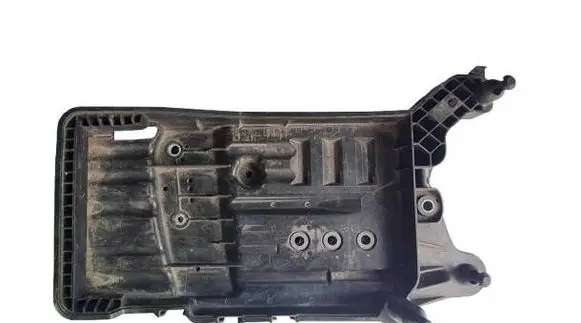 Volkswagen Touran III Battery box tray 5QF915331C