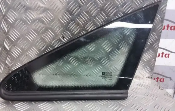 Opel Zafira B Front door vent window glass four-door 13123920