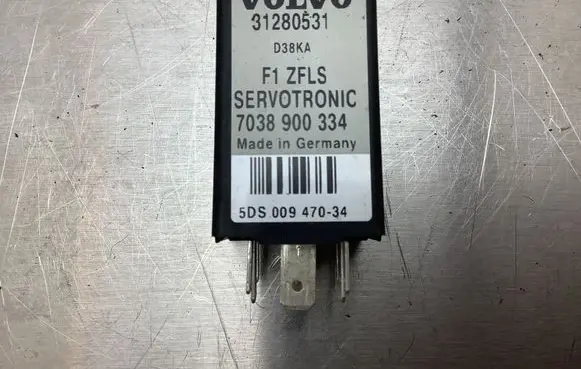 Volvo V70 Other relay 31280531 5DS00947034 7038900334
