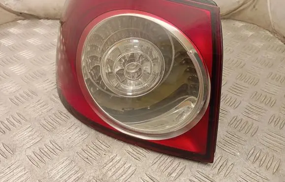 Volkswagen Golf Plus Rear/tail lights 5M0945095M
