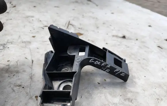 Volkswagen Golf VII Rear bumper mounting bracket 5G6807394A