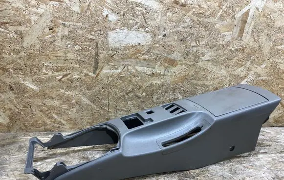 Nissan 350Z Center console 68924CD000 68924CD001
