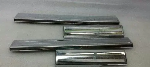 Mercedes-Benz S W220 Front door trim (molding) A2206805835