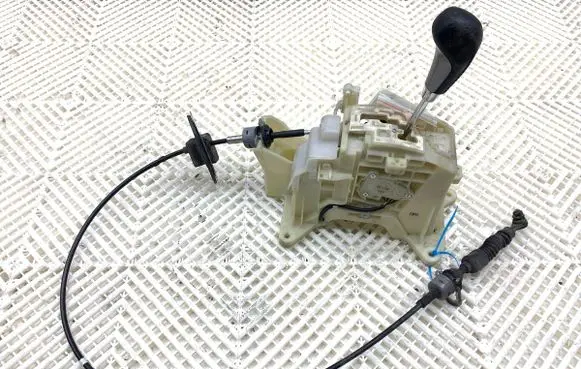 Hyundai ix35 Gear shift rod 