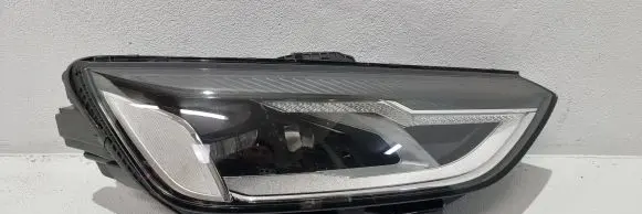 Audi A4 S4 B9 8W Headlight/headlamp 8W0941012