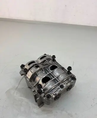 Opel Insignia B Oil pump 55501639A